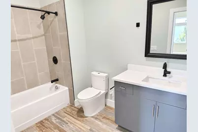 60 Cross St E #211, Somerville, MA 02145 - Photo 11