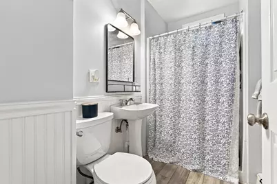 67 Oakwood Ave, Lynn, MA 01902 - Photo 9