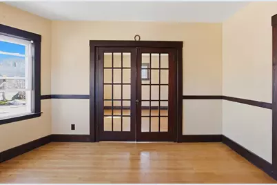 22 E Emerson St, Melrose, MA 02176 - Photo 15