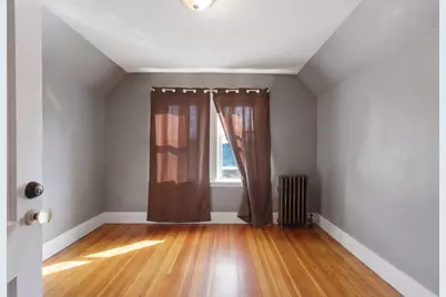 22 E Emerson St, Melrose, MA 02176 - Photo 27