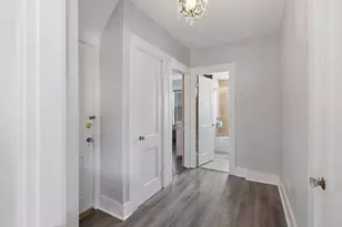 22 E Emerson St, Melrose, MA 02176 - Photo 9