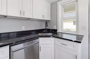 22 E Emerson St, Melrose, MA 02176 - Photo 13