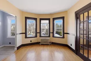 22 E Emerson St, Melrose, MA 02176 - Photo 15