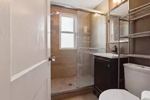 22 E Emerson St, Melrose, MA 02176 - Photo 7