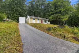 20 Hillside Dr, Northbridge, MA 01588 - Photo 29