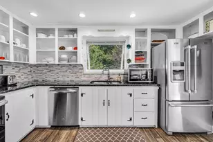 123 Metacomet St, Belchertown, MA 01007 - Photo 5