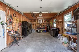71 Sycamore St, Swansea, MA 02777 - Photo 31