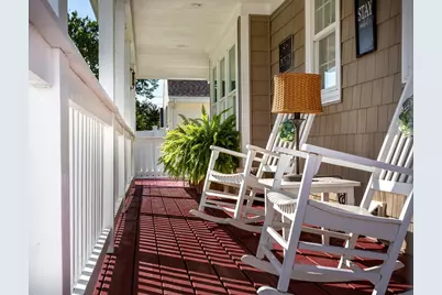 71 Sycamore St, Swansea, MA 02777 - Photo 7