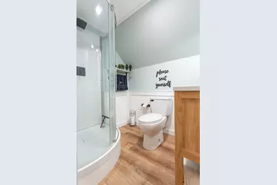 71 Sycamore St, Swansea, MA 02777 - Photo 23