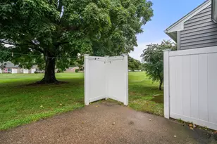 54 Horseshoe Dr, Chicopee, MA 01022 - Photo 17