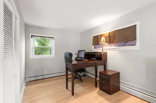 54 Horseshoe Dr, Chicopee, MA 01022 - Photo 11