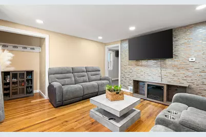 441 E Ashland St, Brockton, MA 02302 - Photo 9