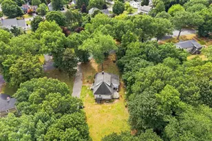 10 Pilgrim Way, Walpole, MA 02032 - Photo 3