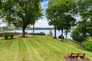 48 Locksley Rd, Lynnfield, MA 01940 - Photo 1