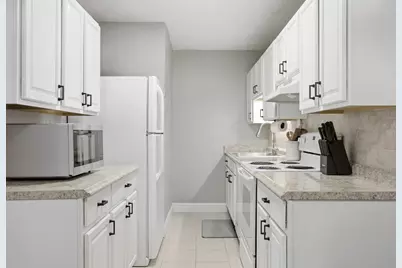 207 Samoset Street #B16, Plymouth, MA 02360 - Photo 5