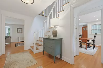 28 Drury Ln, Worcester, MA 01609 - Photo 19