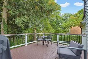 28 Drury Ln, Worcester, MA 01609 - Photo 37