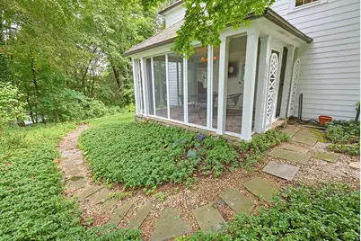 28 Drury Ln, Worcester, MA 01609 - Photo 35