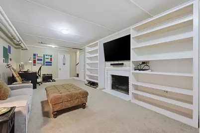 28 Drury Ln, Worcester, MA 01609 - Photo 33