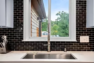 23 Cranberry Cir, Carver, MA 02330 - Photo 9