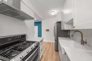 33 Lennon Ct, Boston, MA 02127 - Photo 5