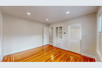 7-2 Smith Street #2, Medford, MA 02155 - Photo 5