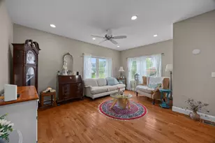 27 Eagle Nest, Clinton, MA 01510 - Photo 5