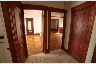 7 Seagrave Rd #1, Cambridge, MA 02140 - Photo 3