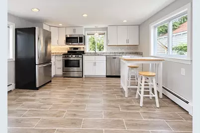 298 Onset Ave, Wareham, MA 02558 - Photo 5