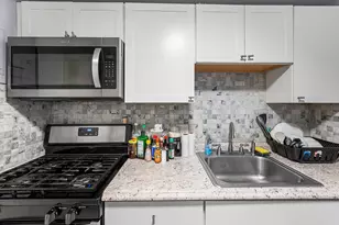 347 Pawtucket Blvd, Lowell, MA 01854 - Photo 7