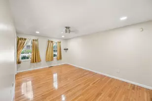 388 Varnum Ave, Lowell, MA 01854 - Photo 23