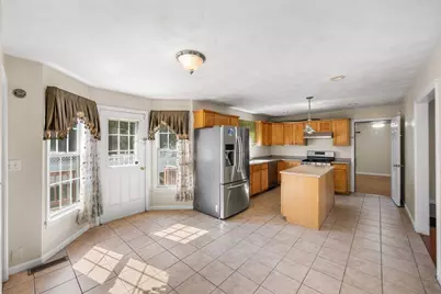 388 Varnum Ave, Lowell, MA 01854 - Photo 13