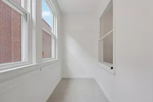 22 Centre St, Cambridge, MA 02139 - Photo 29