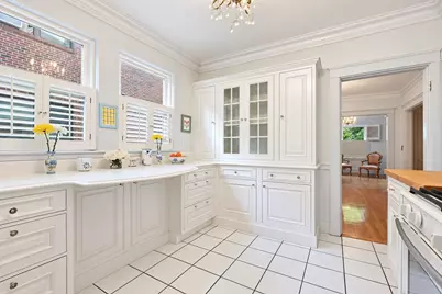 22 Centre St #2, Cambridge, MA 02139 - Photo 17