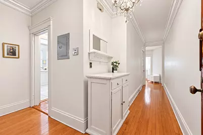 22 Centre St #2, Cambridge, MA 02139 - Photo 3