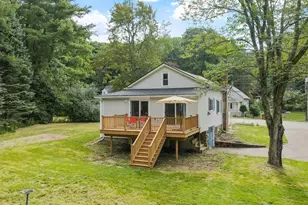 322 Pearl St, Gardner, MA 01440 - Photo 3