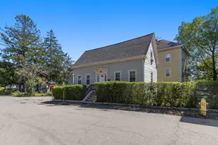 19 Sadler St, Gloucester, MA 01930 - Photo 3