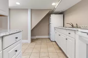 19 Sadler St, Gloucester, MA 01930 - Photo 23
