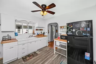 69 Foss St, Medford, MA 02155 - Photo 9
