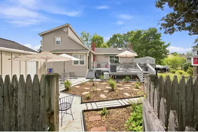 60 Brickett St, Springfield, MA 01119 - Photo 23
