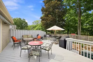 60 Brickett St, Springfield, MA 01119 - Photo 19