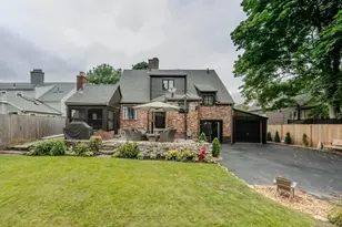 55 Burrell St, Melrose, MA 02176 - Photo 33