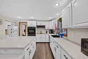 10 Fairway Dr, Groton, MA 01450 - Photo 11