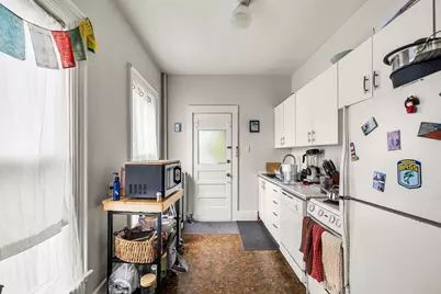 45 Varney St, Lowell, MA 01854 - Photo 11