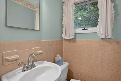 801 Winter St, Holliston, MA 01746 - Photo 11