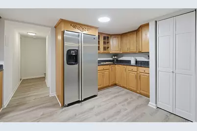 15 Yale Rd, Hopkinton, MA 01748 - Photo 9