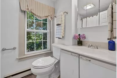 4 Rowells Ct #C, Amesbury, MA 01913 - Photo 15