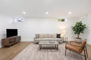 31 Houghton St, Somerville, MA 02143 - Photo 17