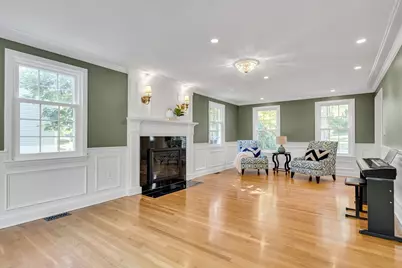 8 Barry Dr, Framingham, MA 01702 - Photo 7