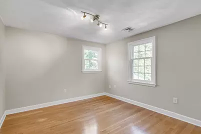 8 Barry Dr, Framingham, MA 01702 - Photo 25